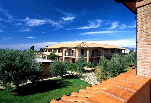 Hotel Borgo Degli Olivi 3*