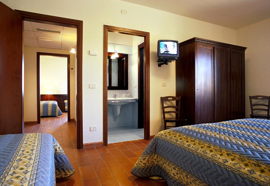 Borgo Degli Olivi 3*